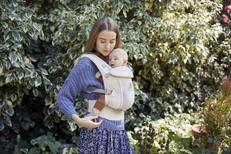 Εργονομικός μάρσιπος από 0 Ergobaby Adapt Natural Beige